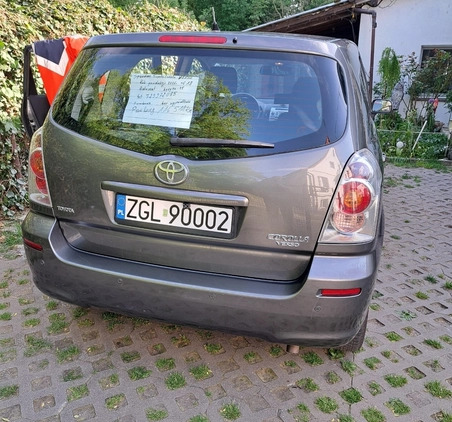 Toyota Corolla Verso cena 24000 przebieg: 116500, rok produkcji 2006 z Szczecin małe 56